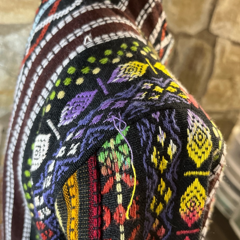 Multicoloured Patterned Jacket With A Boho Vibe - image 7